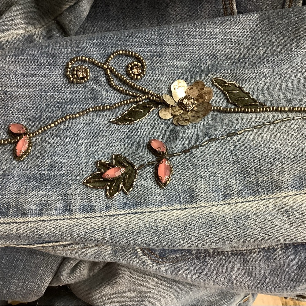 CHICO’s So Slimming Girlfriend Ankle Jeans 10 (1.5R) Embellished Boho festival - Picture 10 of 16